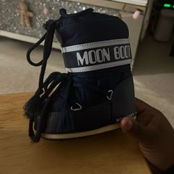 MOONBOOTS NAVY BLUE