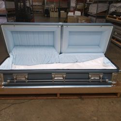 Monarch Blue Shade Spurce Casket
