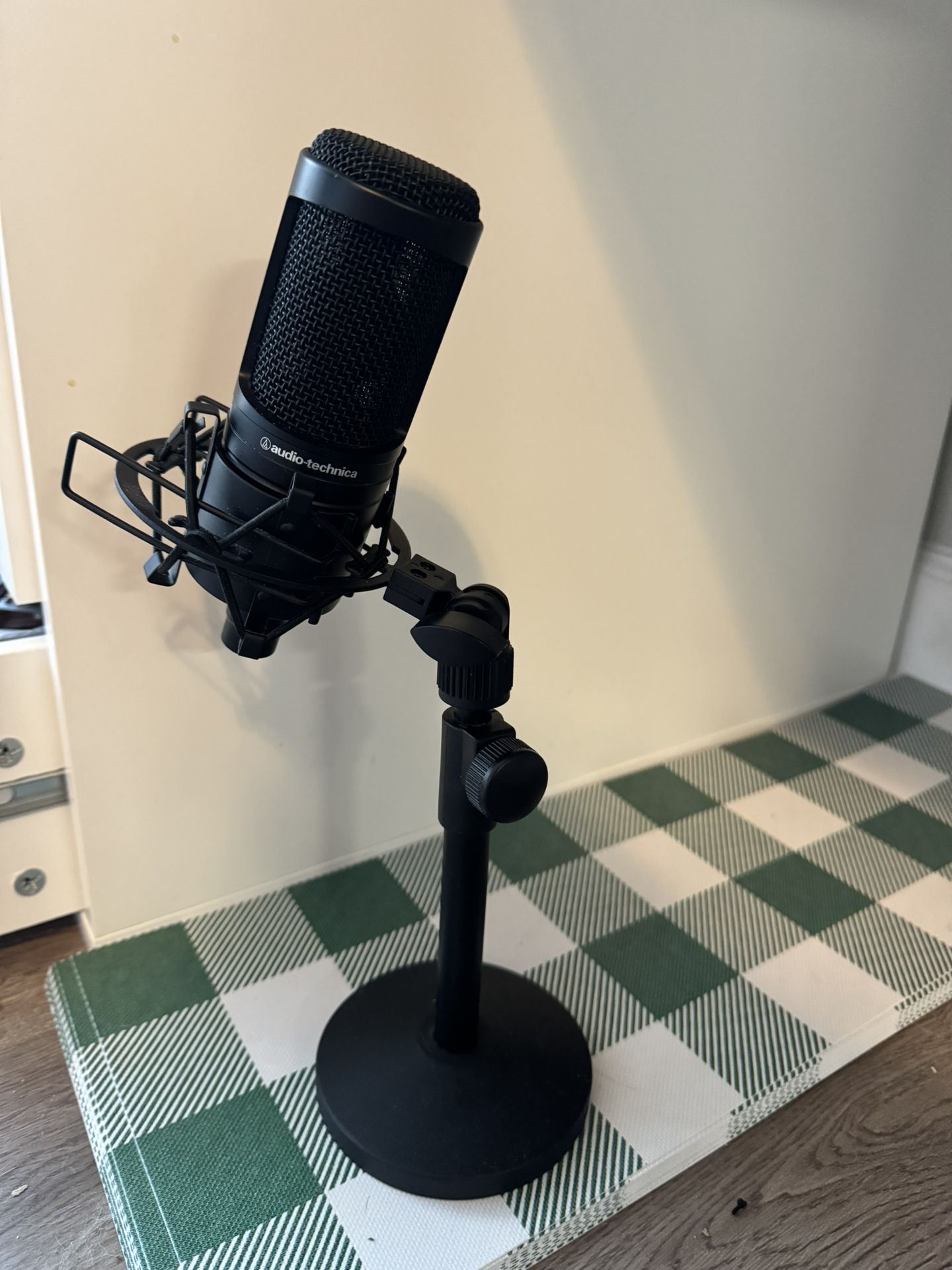 AT2020 XLR Mic & Preamp