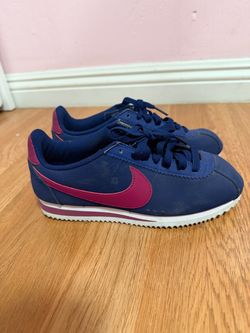 Woman Cortez Nike (size 7)