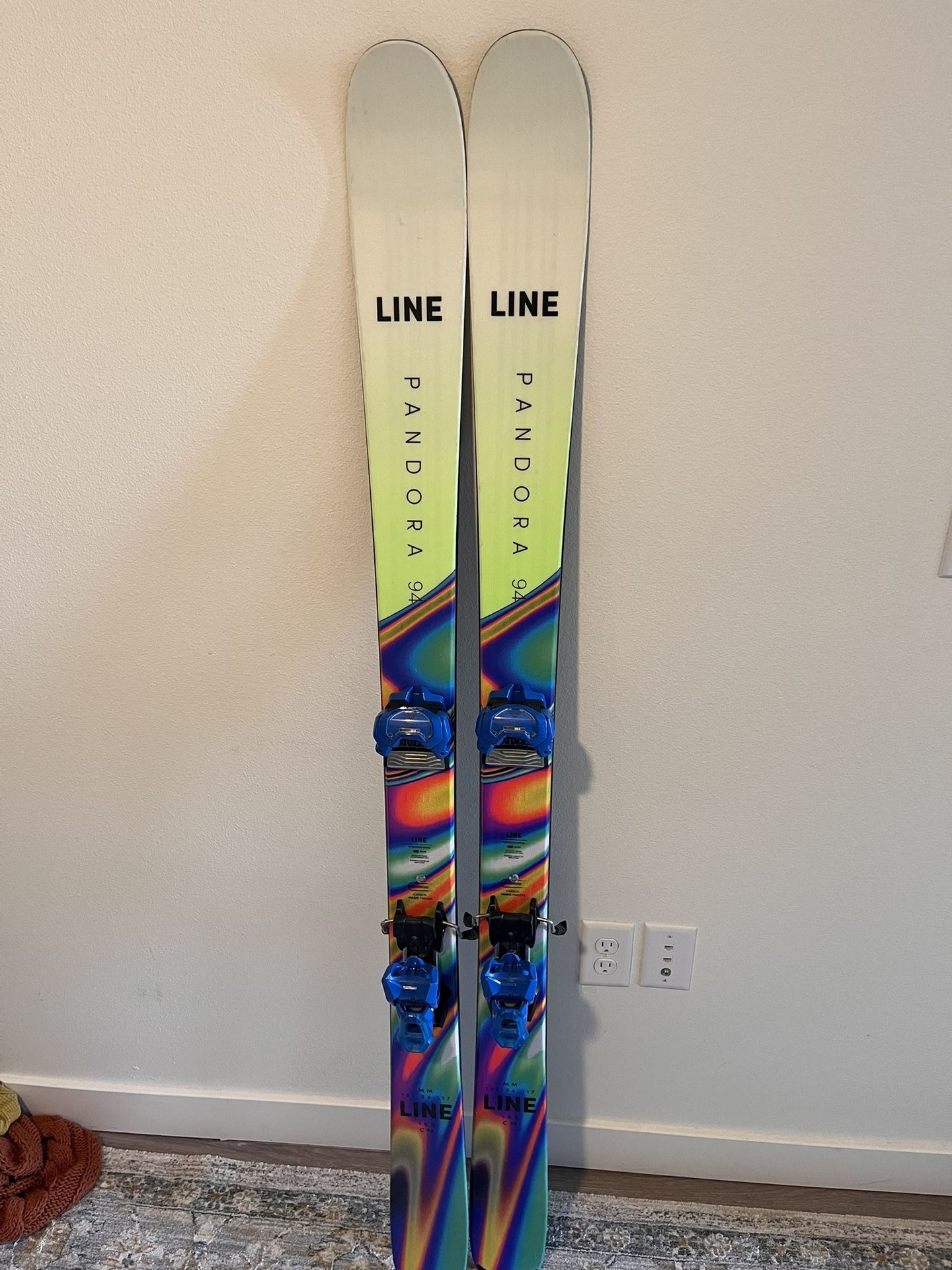 Line Pandora Skis 