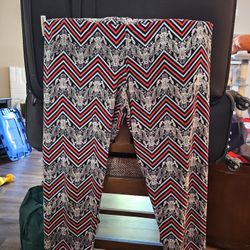 Military LULAROE, tall and curvy Leggings