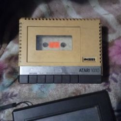 Atari 800 XL Main Computer Unit Sloppy Drive Cassette Drive Power Supply