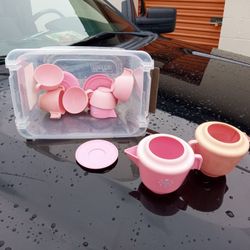 1982 Fisher Price Teacup Set!