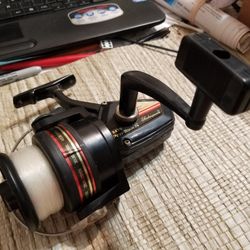 Pro•Touch Shakespeare 2470 Fishing Reel 