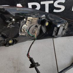 16-22 Lexus Rx 350 Lh Taillight