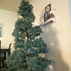 7 Foot Christmas Tree