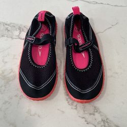 SPEEDO KIDS WATER SHOES XL 11/12