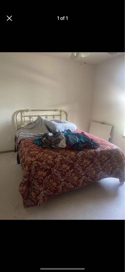 Full Size Bed With Mattress