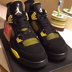 Thunder 4's