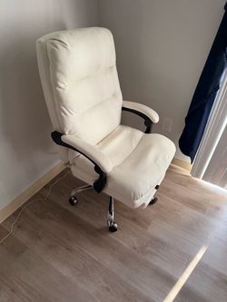 White Leather Executive Office Chair
