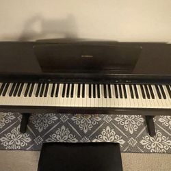 Yamaha YDP-101 Digital Piano And bench