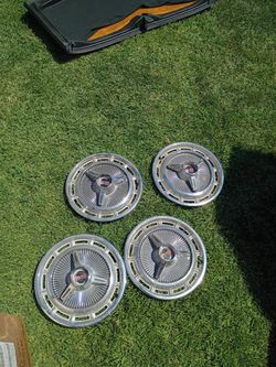1965 To 66 Chevy Impala SS Spinner Hubcaps 