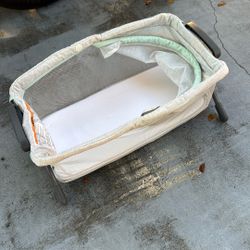 Greico bassinet