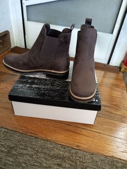 Kensie Brand New Khai Chelsea Boots women's Size 9.5 Faux Suede Brown Easy Slip On Ankle High Spring Summer