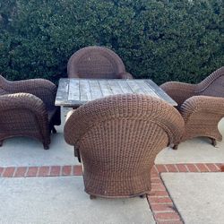 FREE Patio Furniture GRATIS