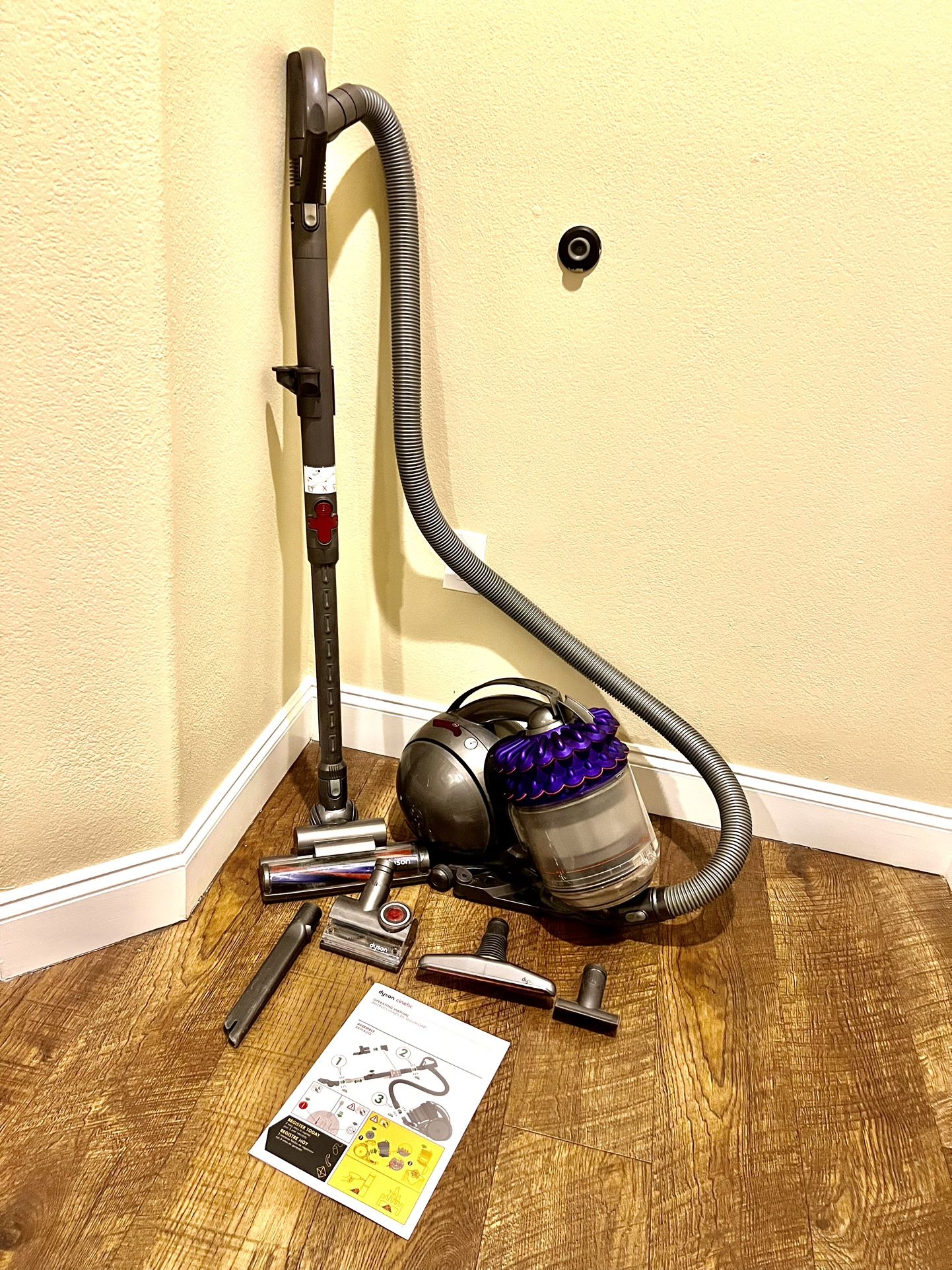 Dyson Cinetic Big Ball Vacuum Cleaner
