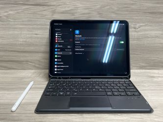 Apple iPad Pro 11" 4th Gen M2 128GB WiFi Pencil Keyboard Bundle (PO1024855)