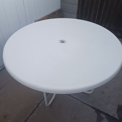Out Door Table 