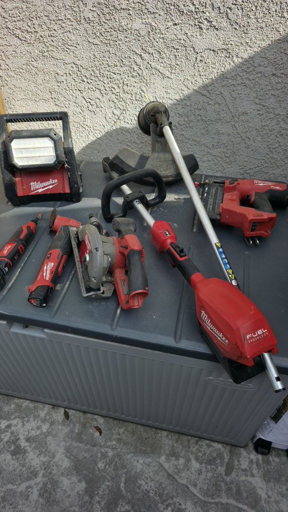 Milwaukee Tools