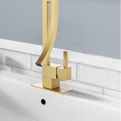 Luxury Sturdy Bathroom Faucet In Brushed Gold