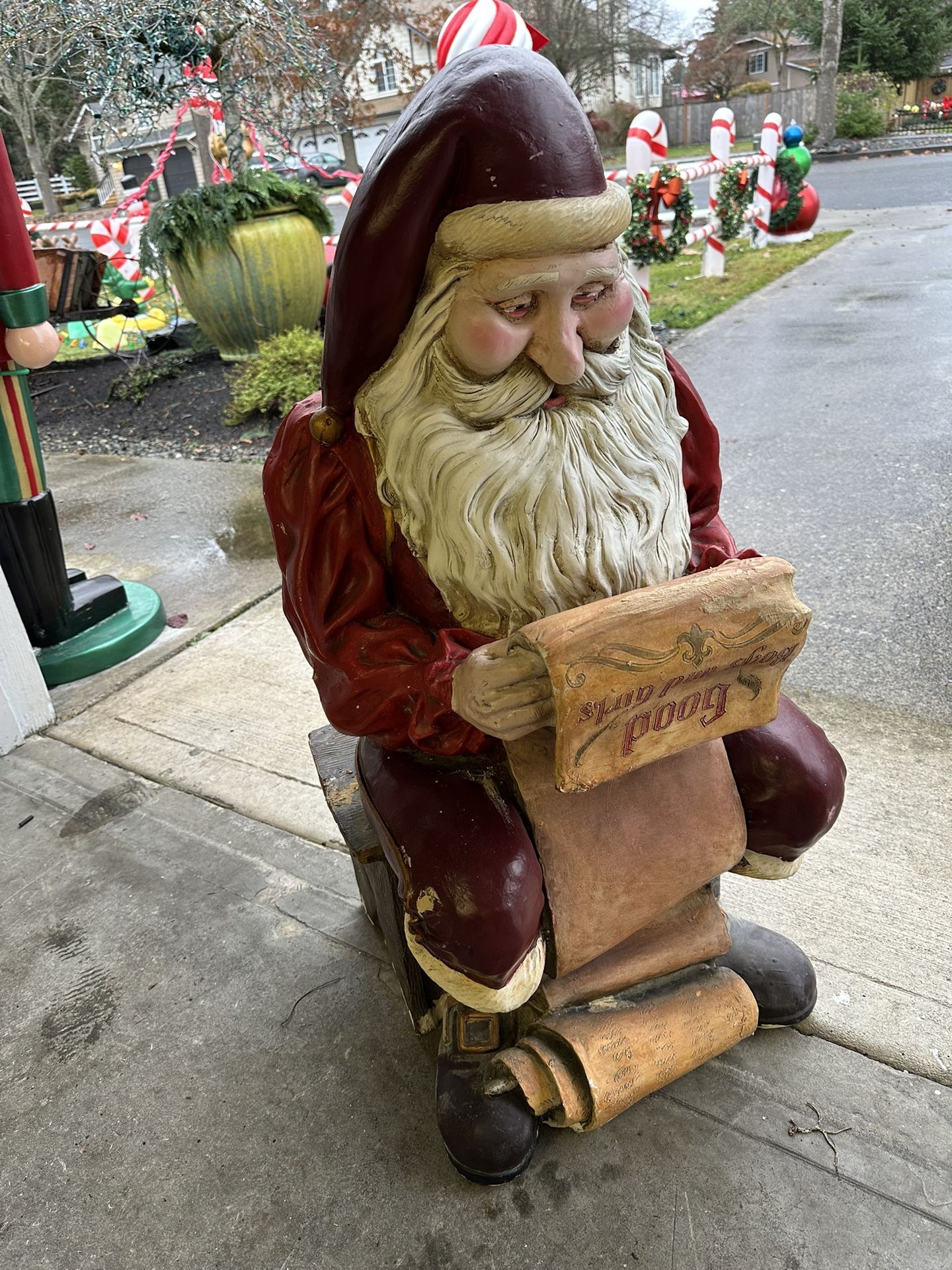 Christmas Santa Claus Statue