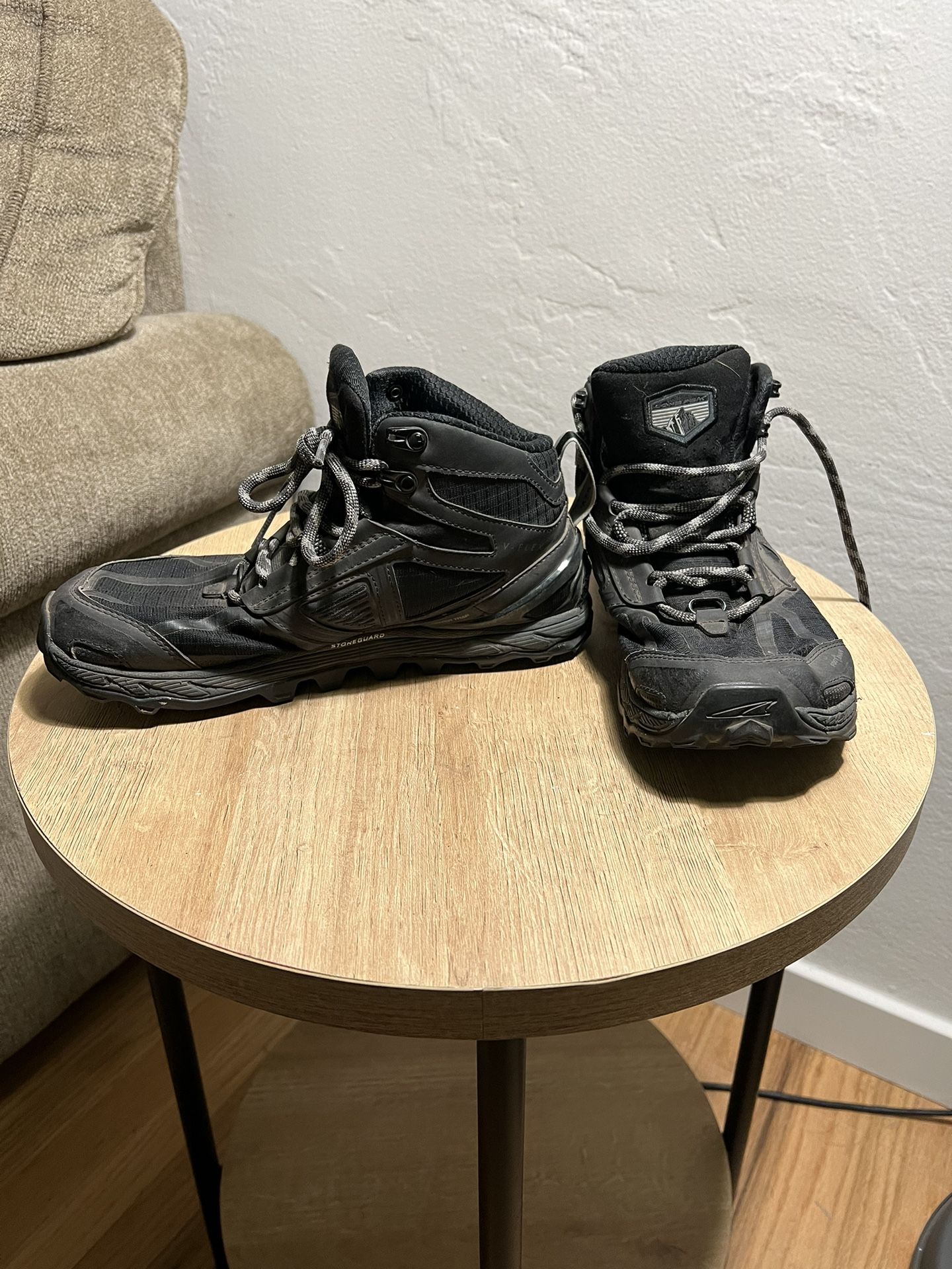 Altra Trail Shoes Size 8.5