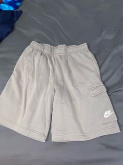 nike mens cargo shorts size medium