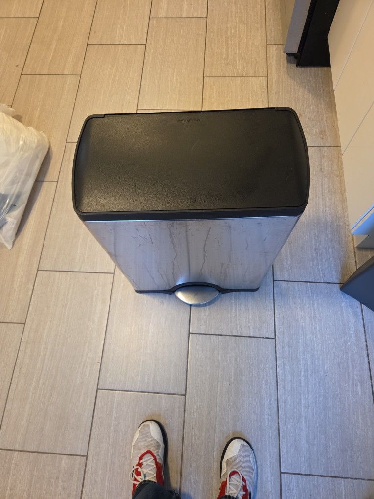 Simple Human Dual Compartment Trash/ Recycling Can