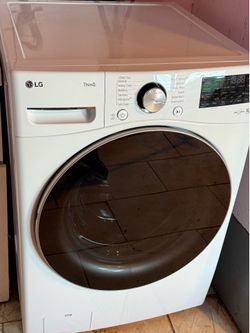 LG large capacity smart washing machine, one year old