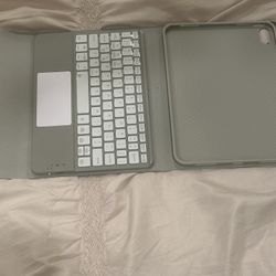 iPad 10 And 11 Case With Magnetic Rgb Keyboard