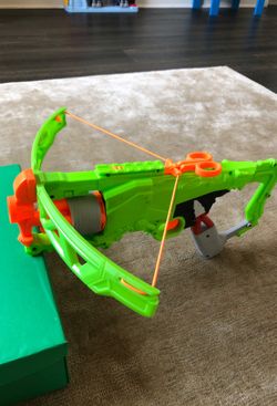 NERF Zombie Strike Outbreaker Bow