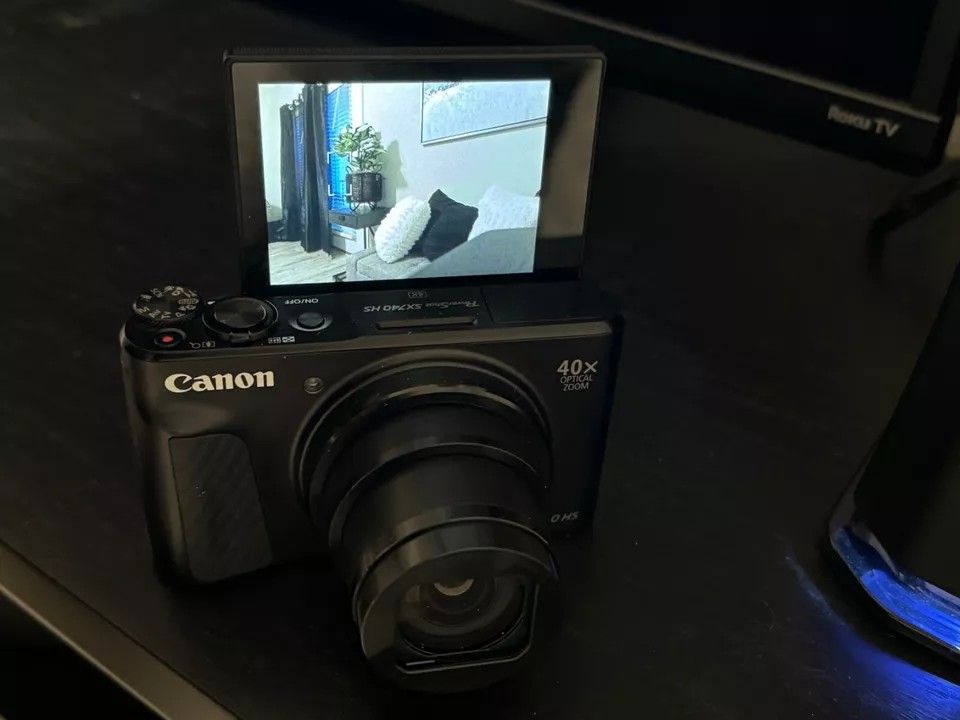 Canon PowerShot SX740 HS 20.3MP Compact Digital Camera