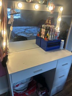 White Vanity Desk