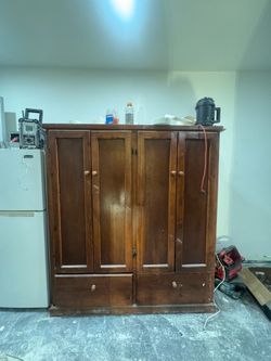 Dresser