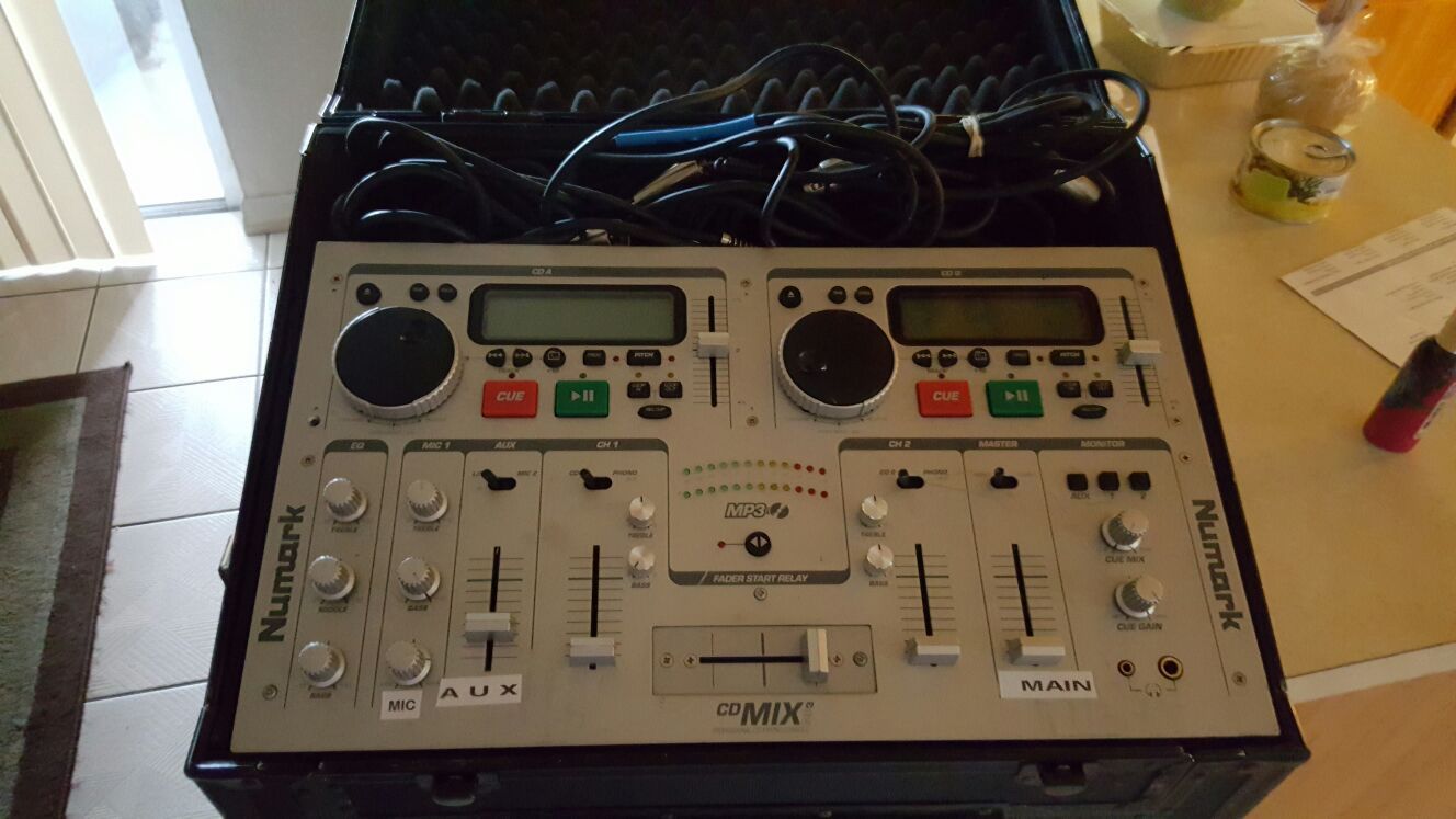 Dj equipment