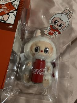 Coco Cola labubu 