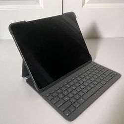 iPad Pro 12.9" (4th Gen, 256GB, Wi-Fi + Cellular) + Accessories