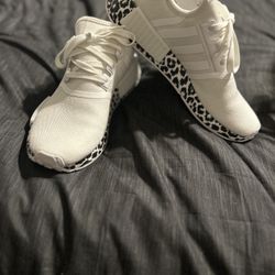 Leopard print white Adidas