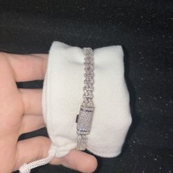7.5” 925 Sterling Silver Iced Out Cuban Link Bracelet Moissanite Diamond