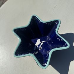 Ceramic Star-Shaped Decorative Bowl Blue Bird Swirl Pattern Glossy Finish