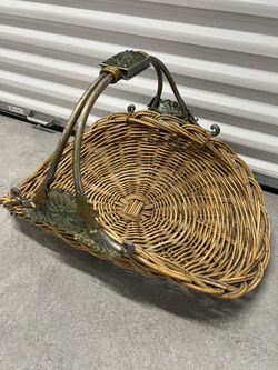 Wicker Magazine Holder Basket