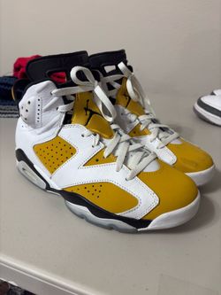 Jordan  6 retro yellow ochre