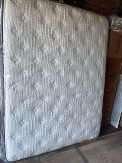 Queen size mattress BRIGANTI hybrid
