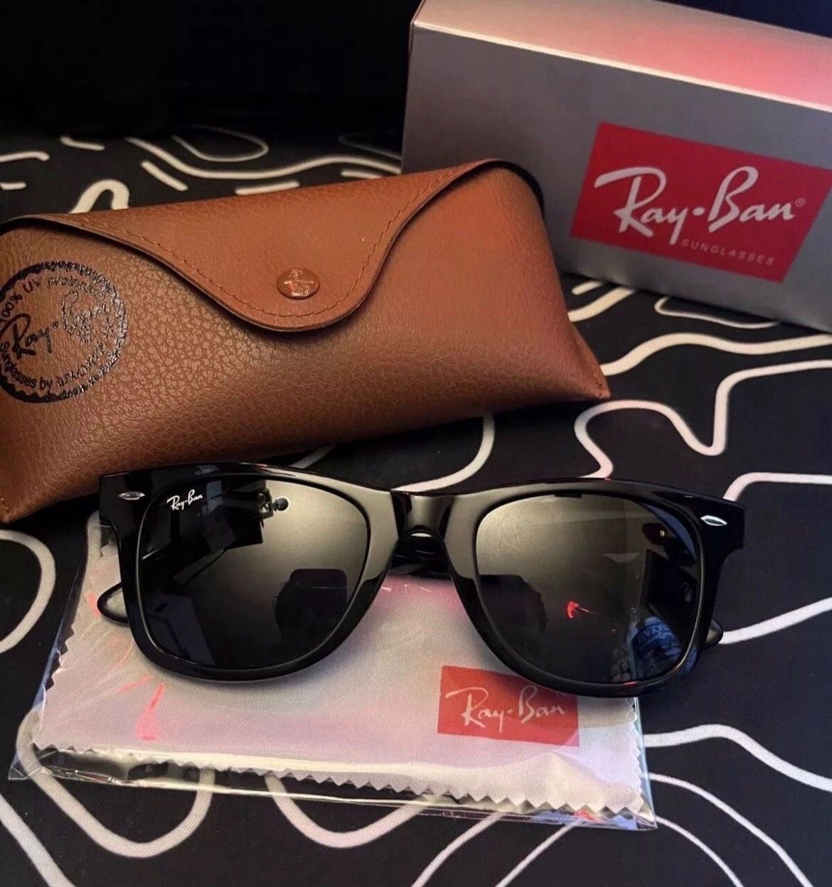 Rayban Wayfarer Size 54 Sunglasses New
