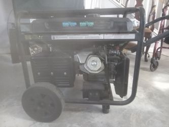 Westinghouse GENERATOR 8500 WATTS-1250 PEAKWATTS
