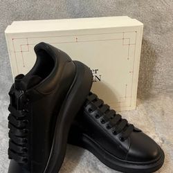 Alexander mcqueen size 9