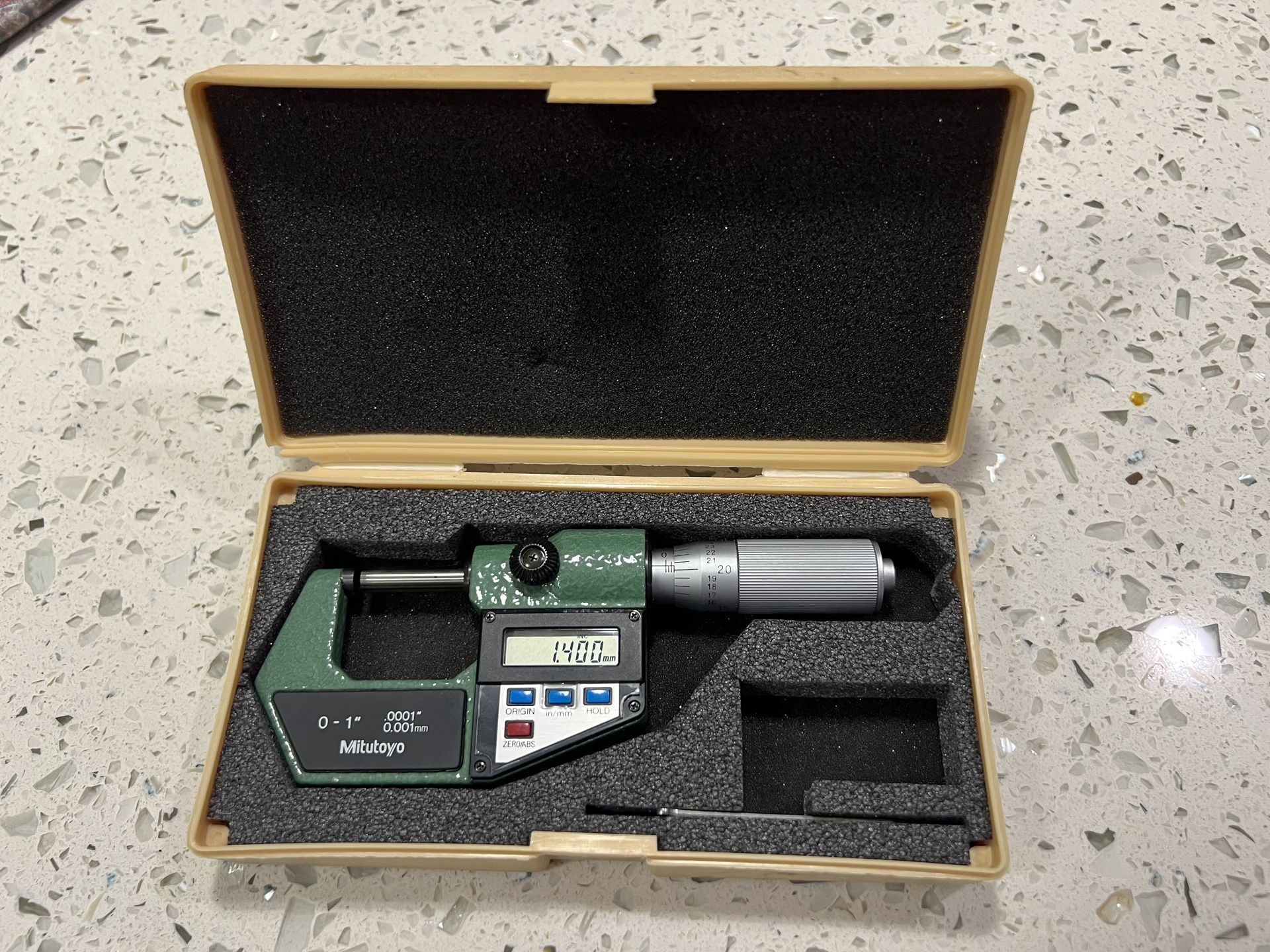 Mitutoyo Digital Micrometer   293-768-10