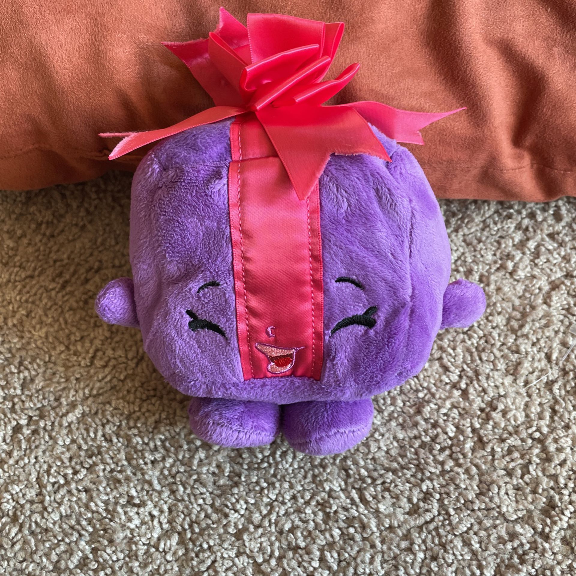 Miss Pressy purple shopkins plush perfect kids present 