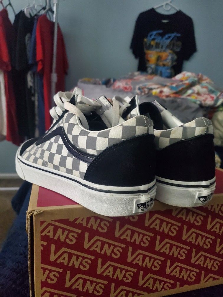 Vans 